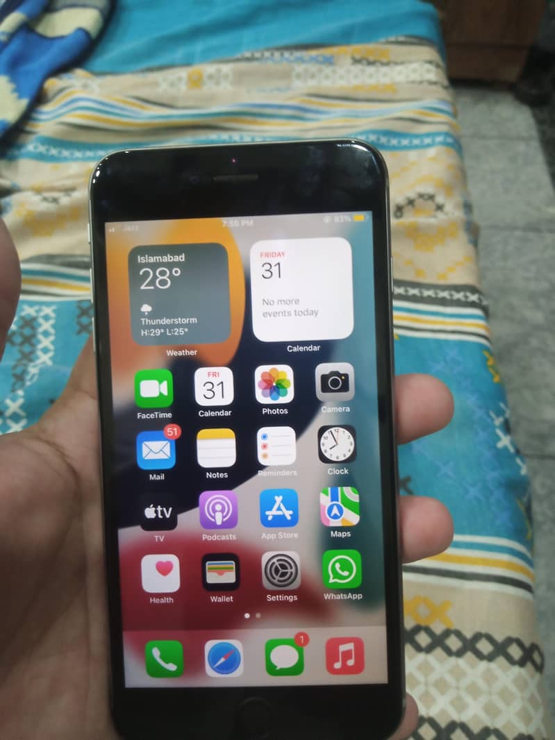 Apple iPhone 6S Plus 7