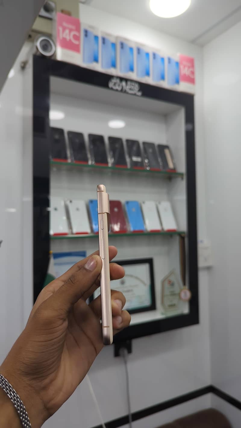 Google Pixel 8 1