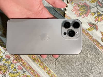 Apple iPhone 16 Pro Max