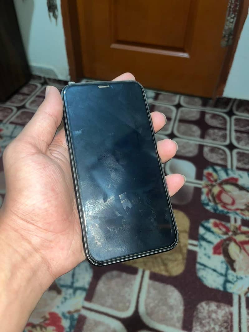 Apple iPhone 11 1