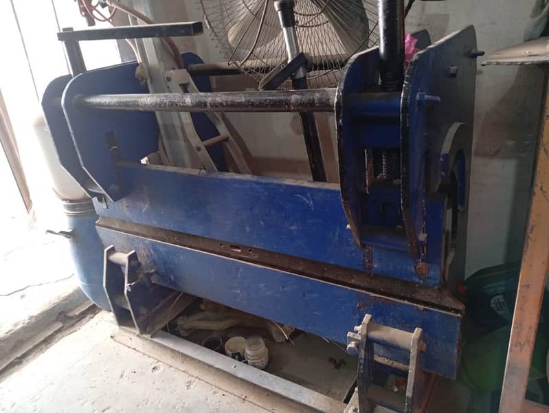 . Menual Bending machine 3