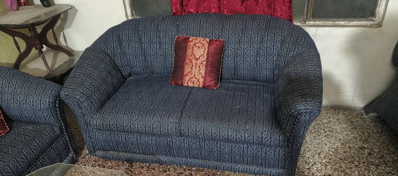 Safa Set + Table 0