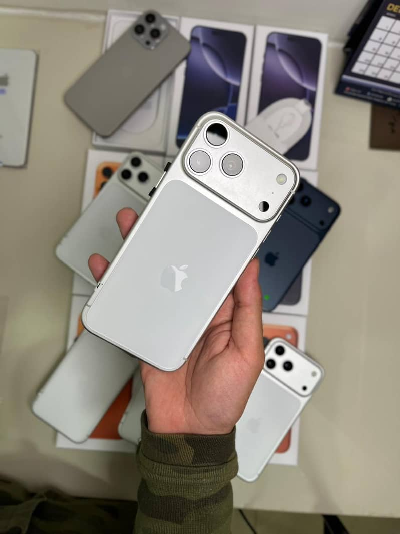 Apple iPhone 17 Pro Max 1