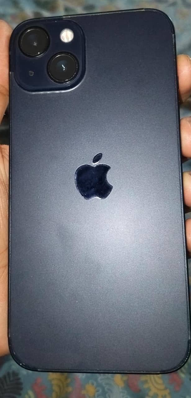 Apple iPhone 13 5