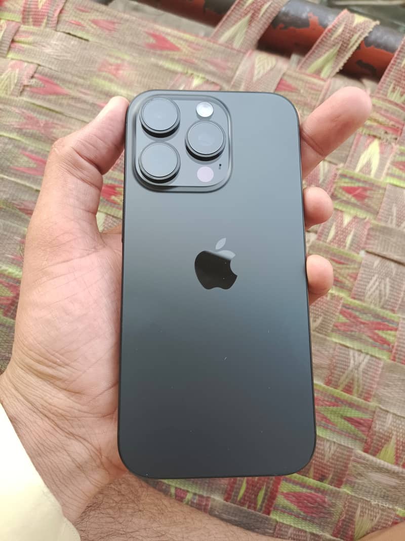 Iphone 16 pro 2