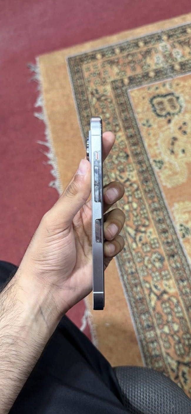 Apple iPhone 14 Pro 3