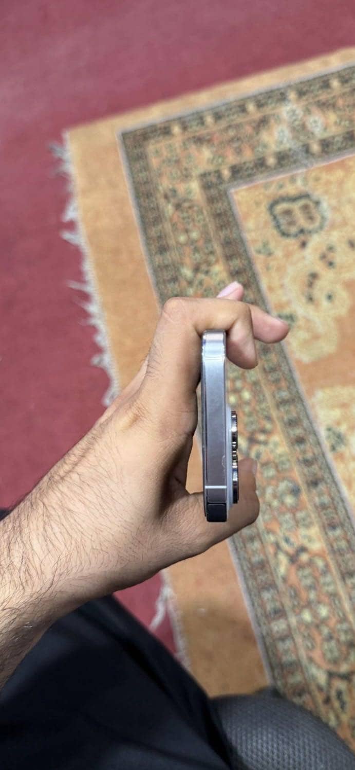 Apple iPhone 14 Pro 4
