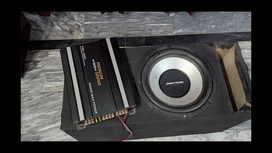 subwoofers and amplifier
