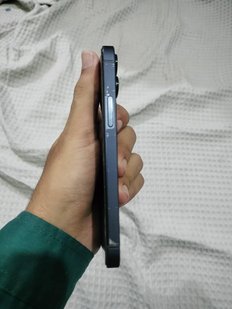 Apple iPhone 12 mini 2