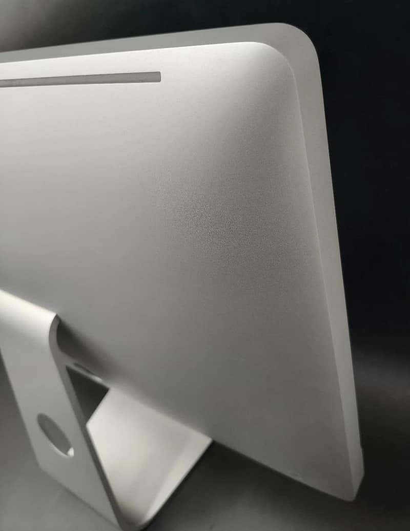 Apple iMac Late 2011 22 inch All-in-One Core i5 8gb ddr 3 Ram 500gb 4