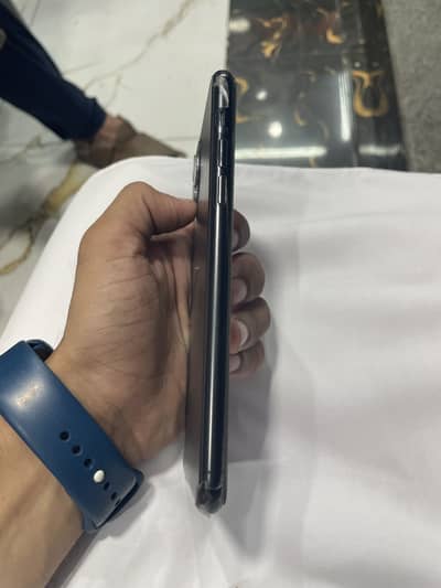 Apple iPhone 11 Pro Max