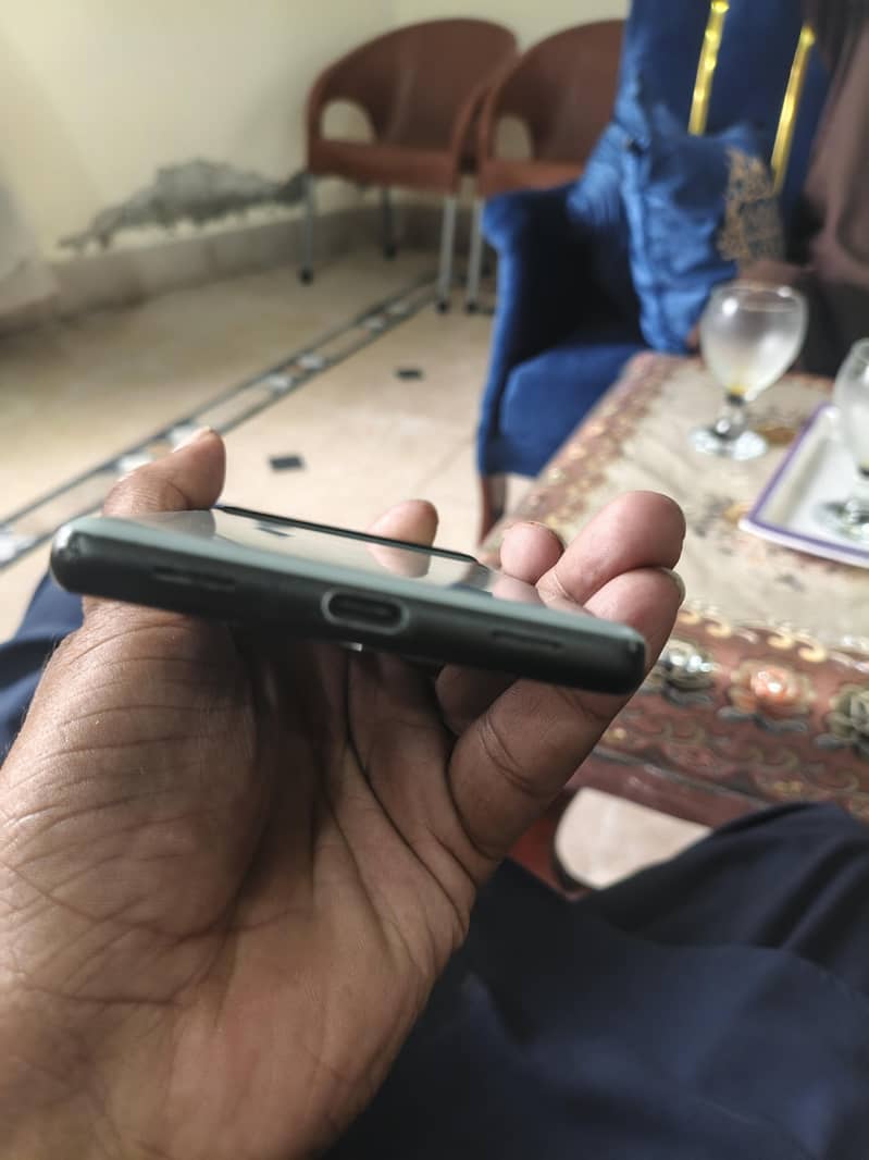 Google Pixel 6a 3