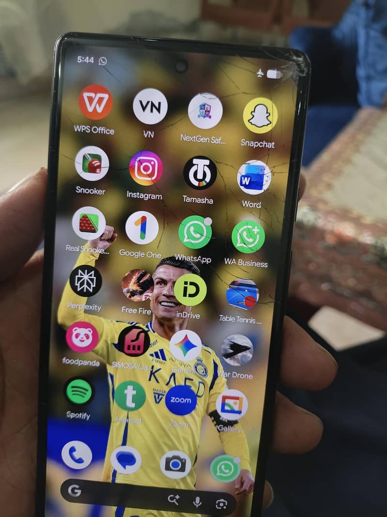 Google Pixel 6a 5