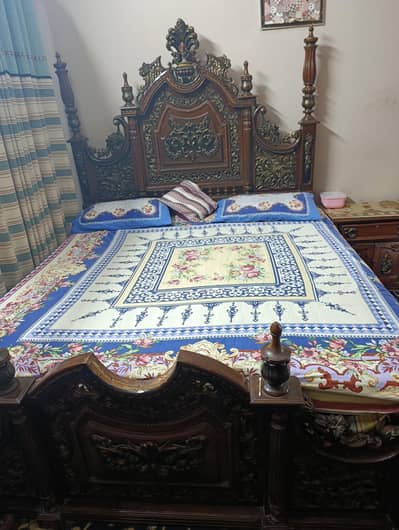Chininoti furniture