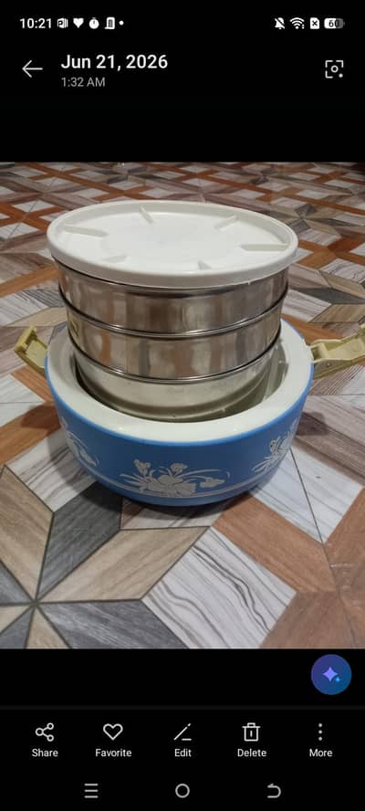 tiffin. . . . . . .