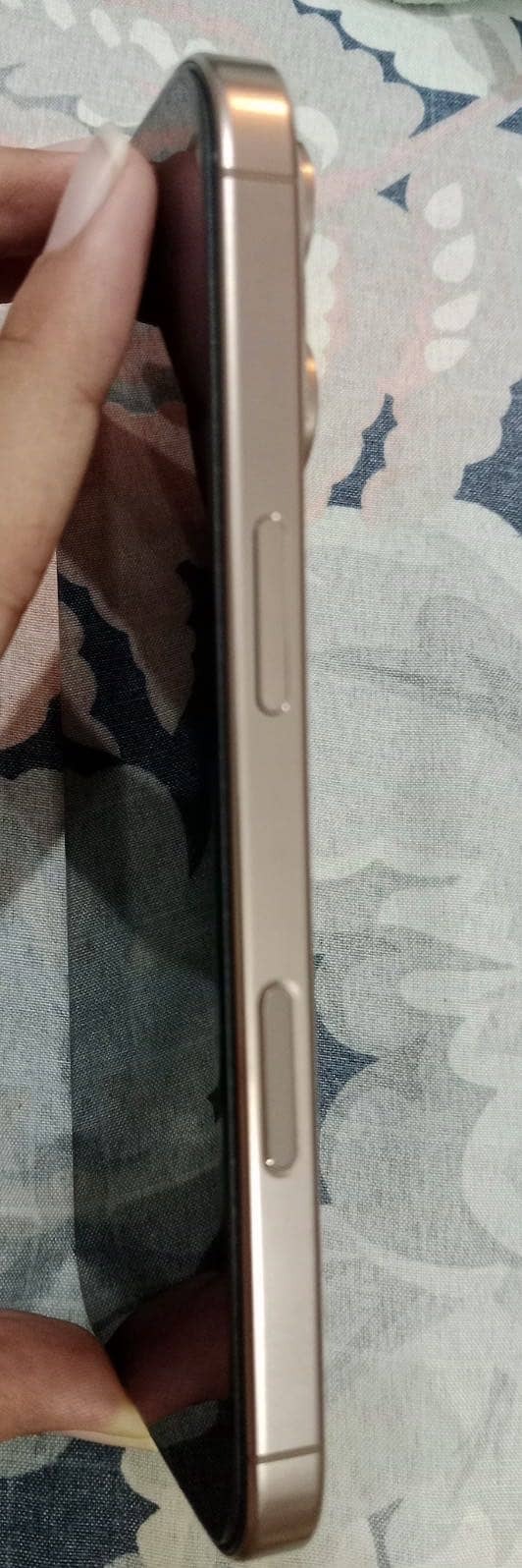 Apple iPhone 16 Pro 6