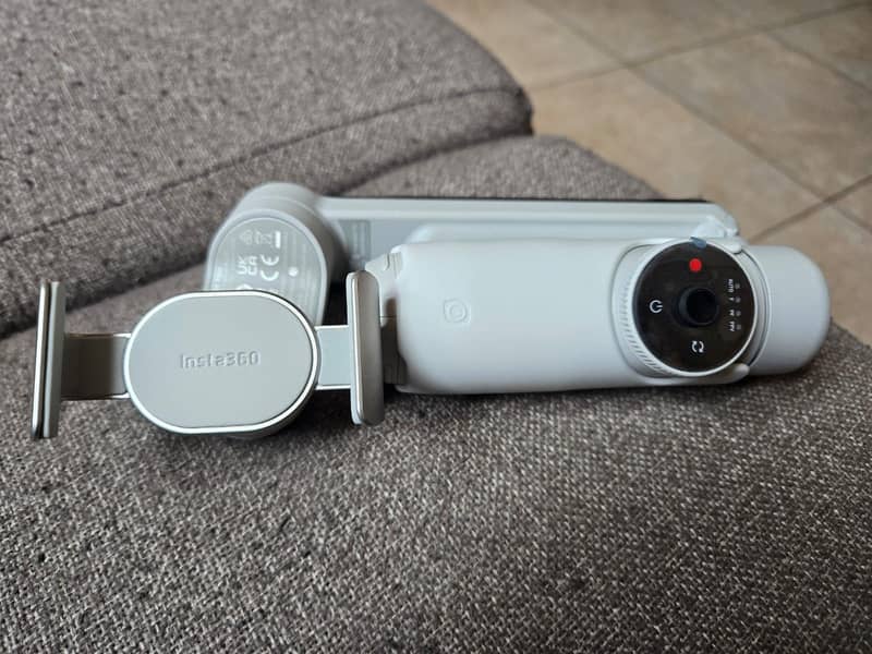 Insta360 flow 0