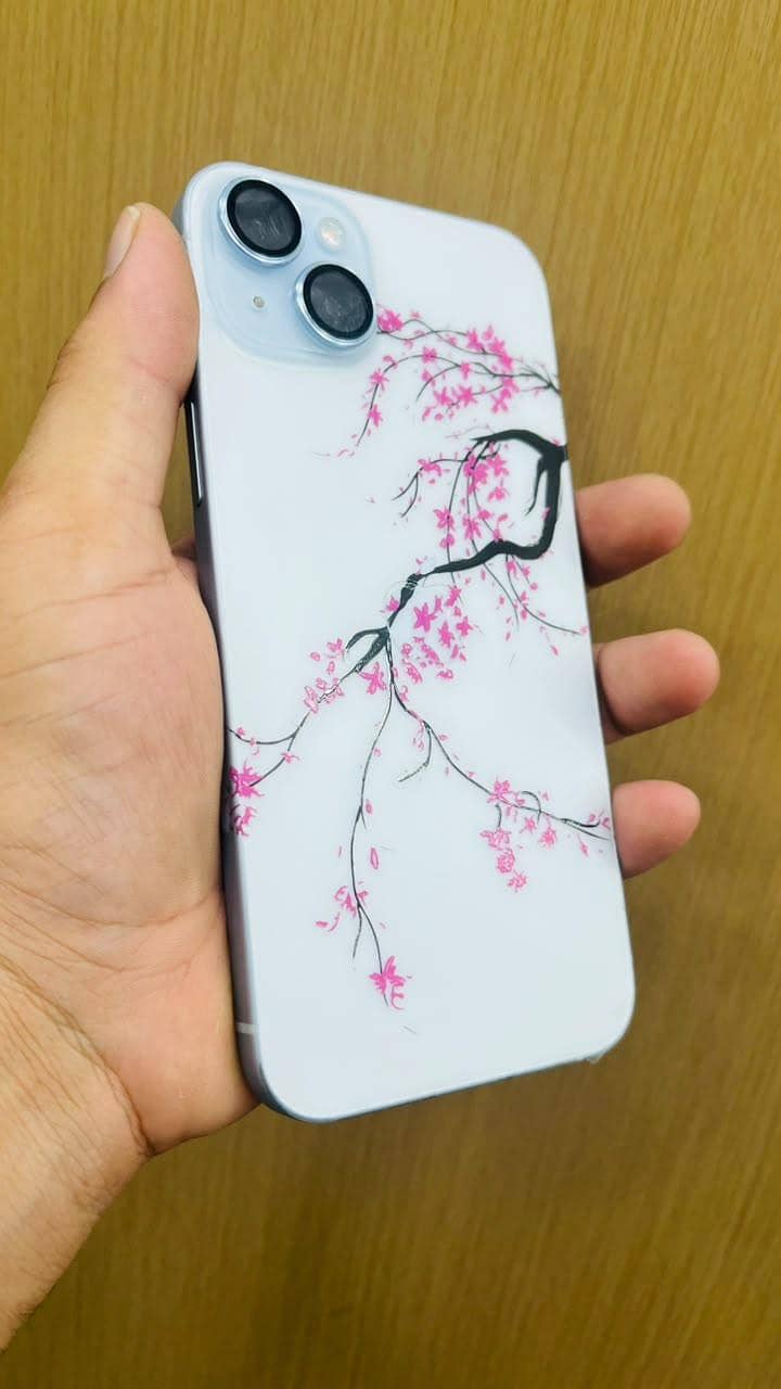 Apple iPhone 15 plus 6