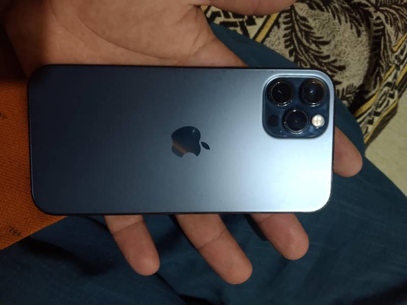 Apple iPhone 12 Pro 3