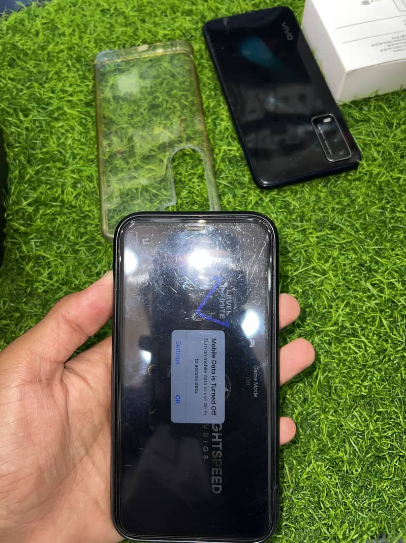 Apple iPhone 11 1