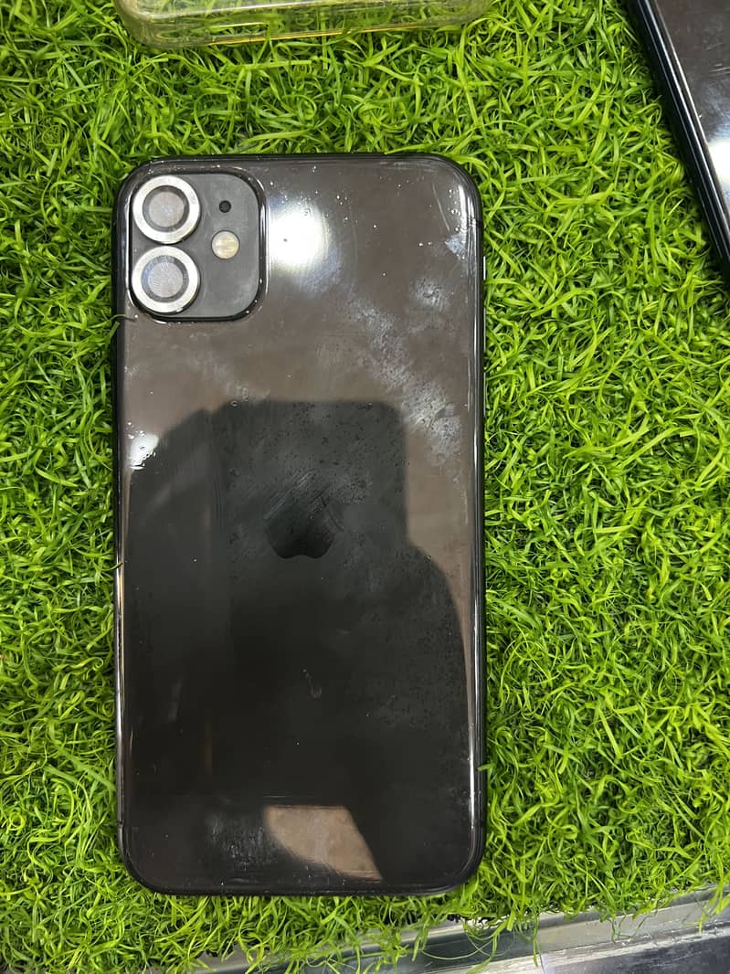 Apple iPhone 11 10
