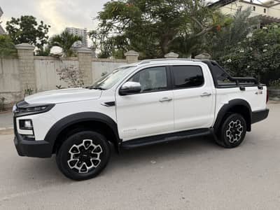 Jac Hunter 4*4 T9 2025 October Reg White One Hand Like New