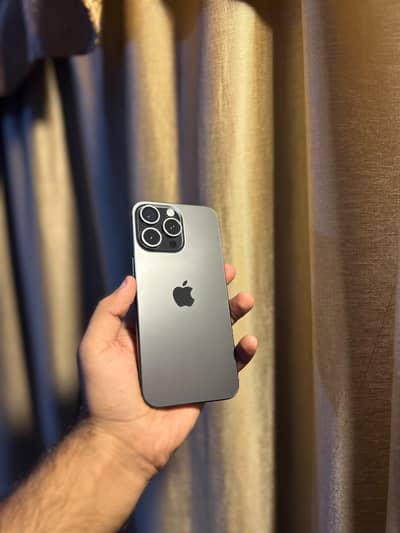 iPhone 15 Pro Max Factory Unlock 256gb