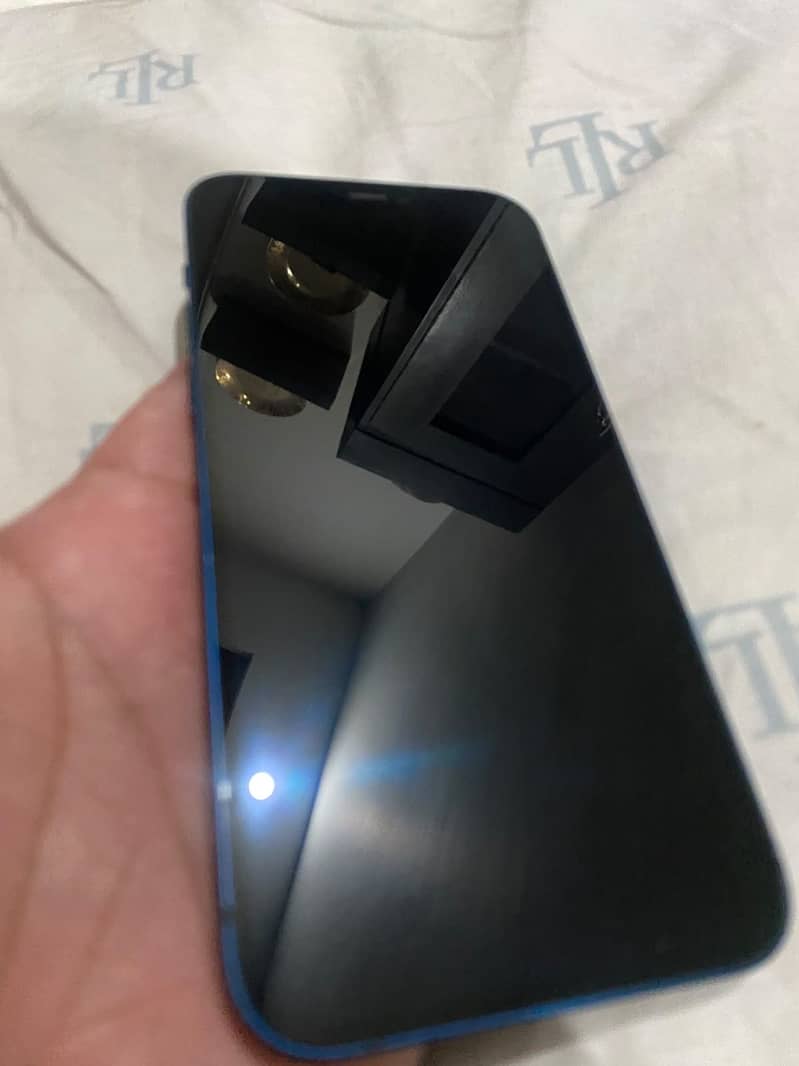 Apple iPhone 12 2