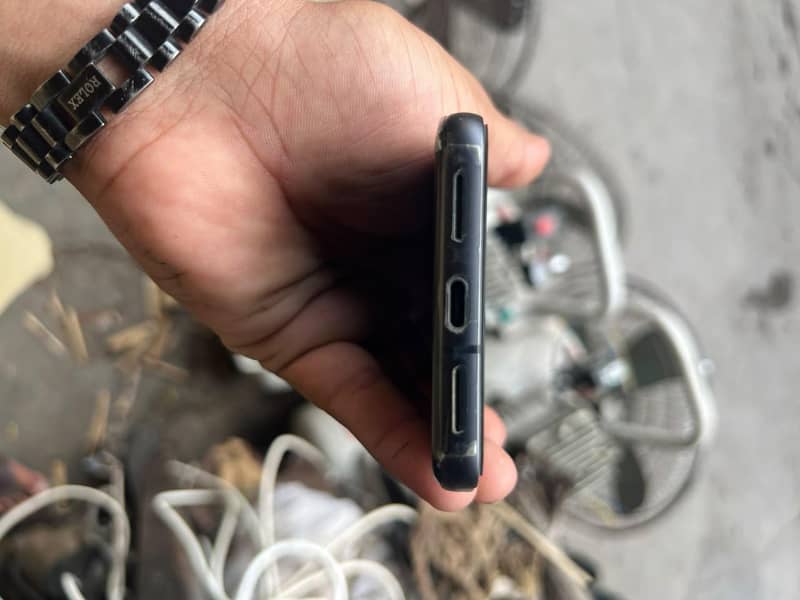 Google Pixel 8 2