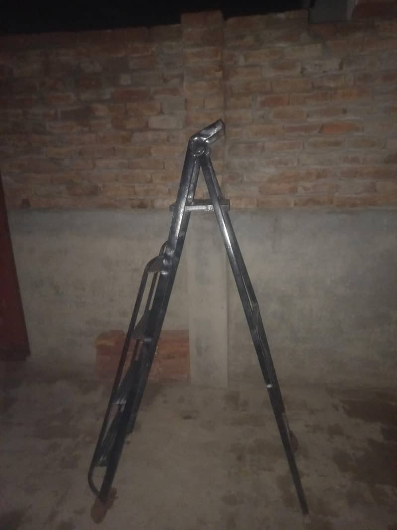 سیڑھی برائے فروخت 2