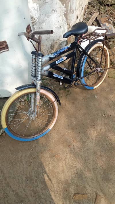 saicl ha bilkul ok 12sal k bachy ki price 7000