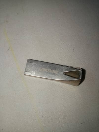 Samsung 64GB USB Drive