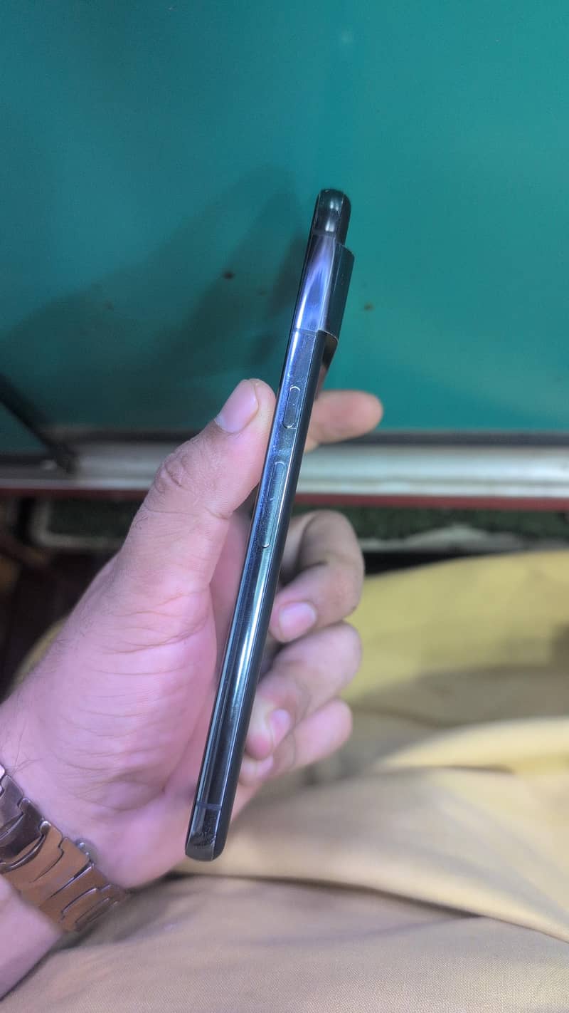 Google Pixel 8 Pro 3
