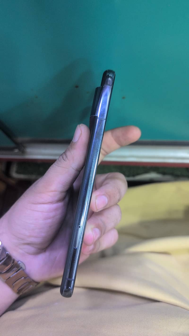 Google Pixel 8 Pro 4