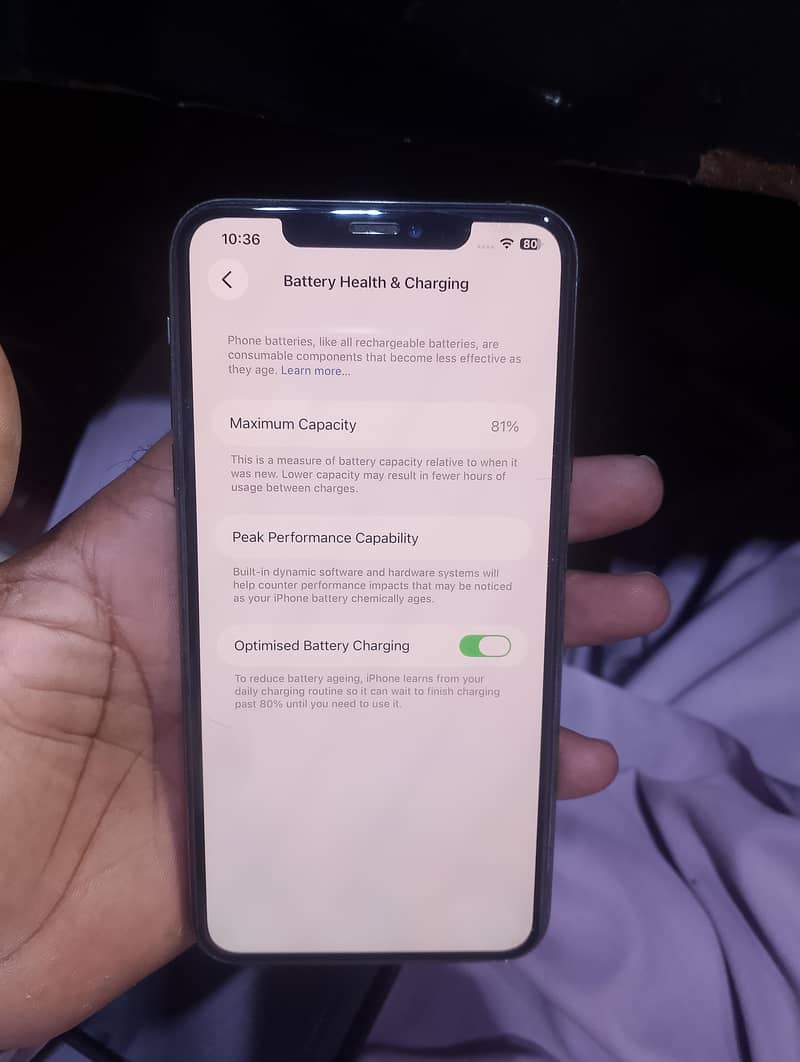 Apple iPhone 11 Pro Max 2