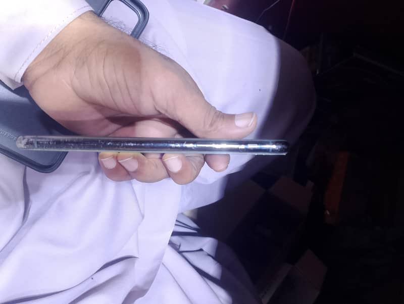 Apple iPhone 11 Pro Max 8