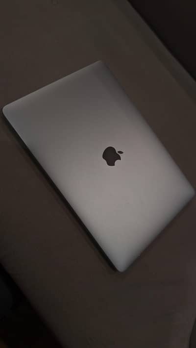 macbook pro 2016