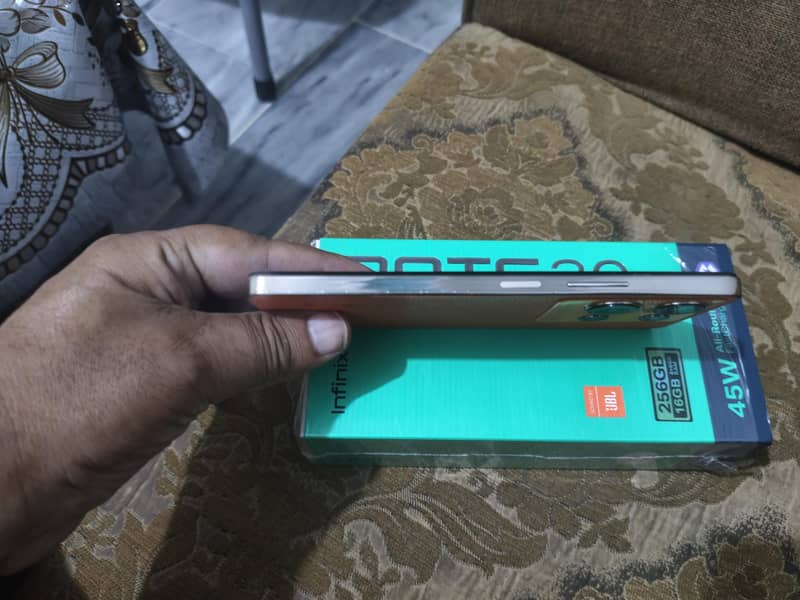 Infinix Note 30 3