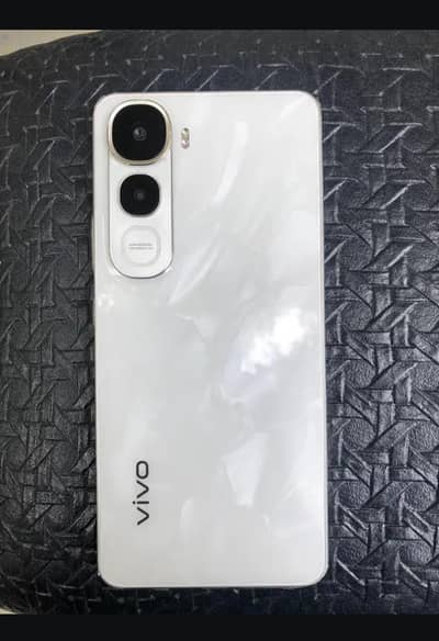 Vivo Y400 full box 4 month warranty ka st h