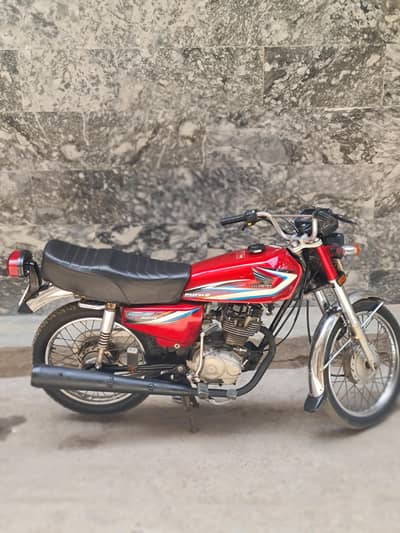 Honda CG 125 (Geniune condition) 2014 Model