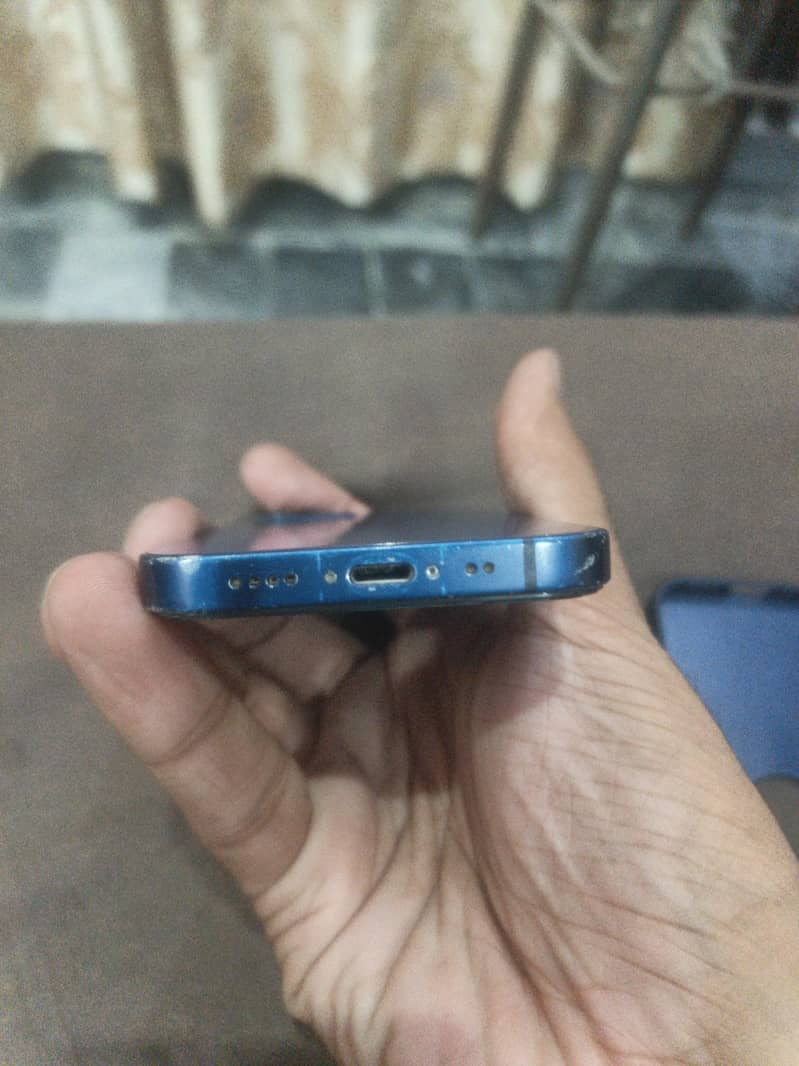 Apple iPhone 12 mini 2