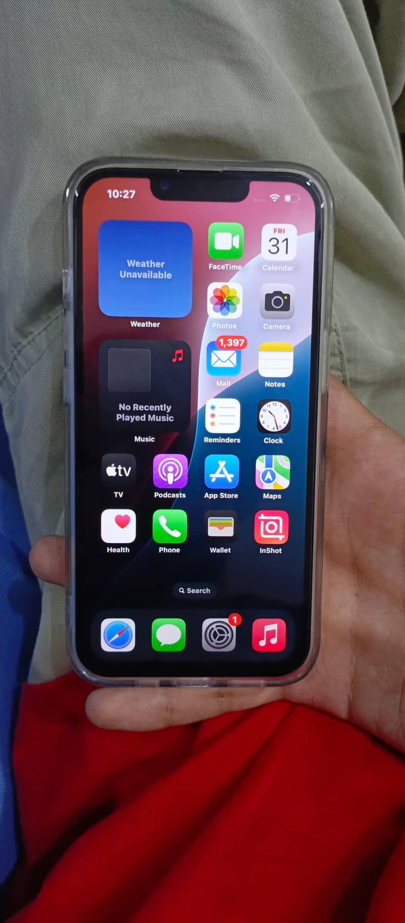 Apple iPhone 13 1