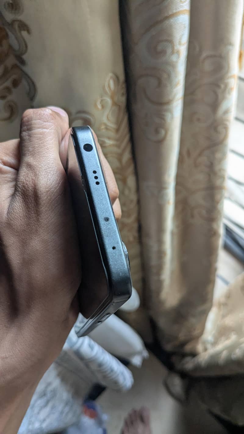 Xiaomi Redmi Note 13 4