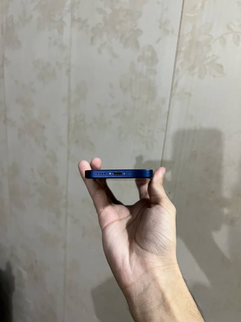 Apple iPhone 12 mini 5