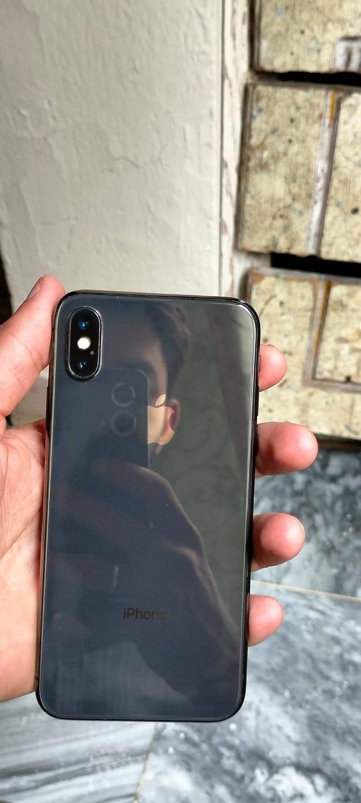 Apple iPhone XS 4