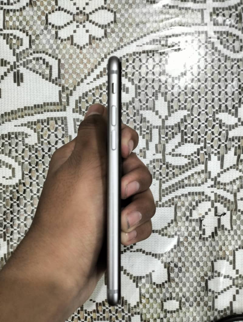 Apple iPhone 6 3