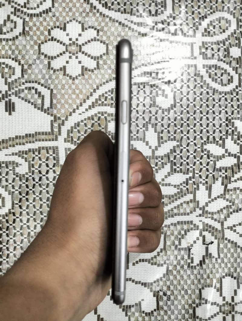 Apple iPhone 6 6