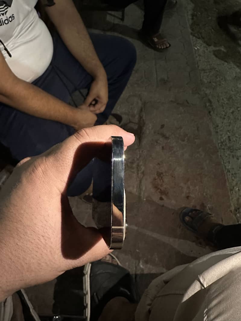 Apple iPhone 13 Pro 1