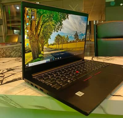 Lenovo Thinkpad laptop E-14