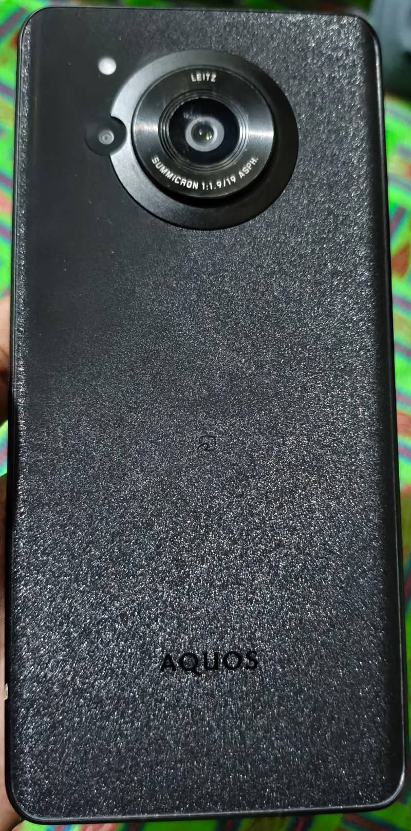 Sharp Aquos R7 6